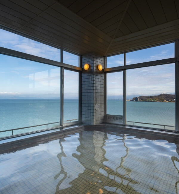 亀の井ホテル彦根 日帰り温泉ペア入浴無料サービス