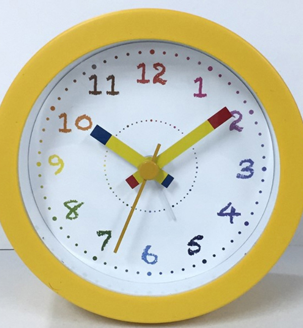 クレパス柄くろっく